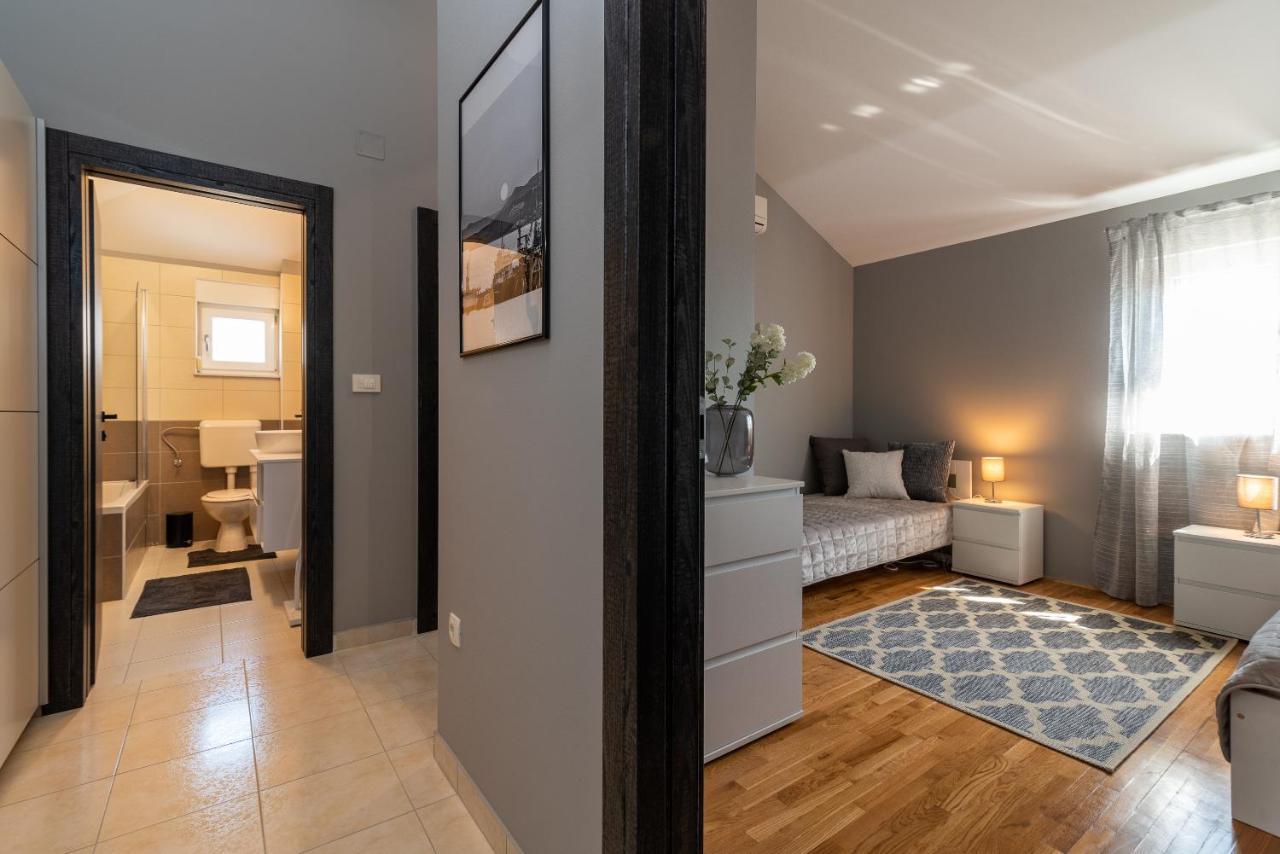Apartment No. 8 トロギール エクステリア 写真